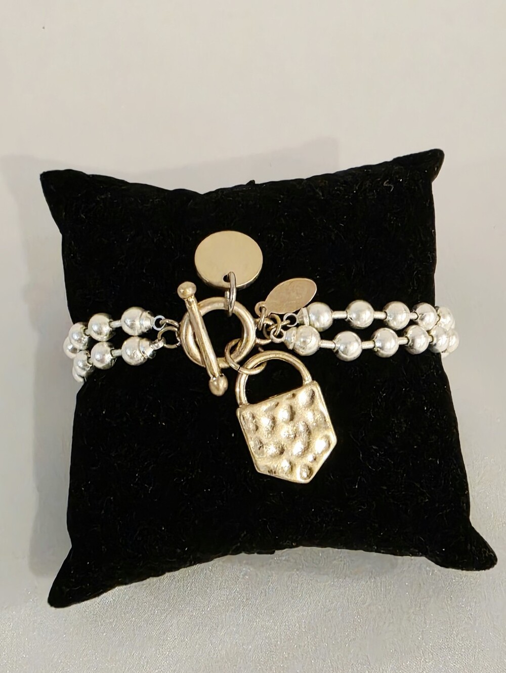 Other Reasons Locket Medallion Pearls Bracelet 14k Goldplated 7" New